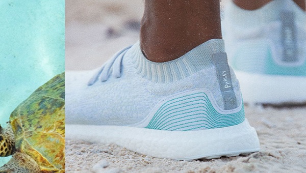 Auto Inspector preocupación Da rifiuto a risorsa: nuove scarpe Adidas prodotte da riciclo plastica  negli oceani | Alternativa Sostenibile News su agricoltura sostenibile,  bioedilizia, efficientamento energetico, energia rinnovabile